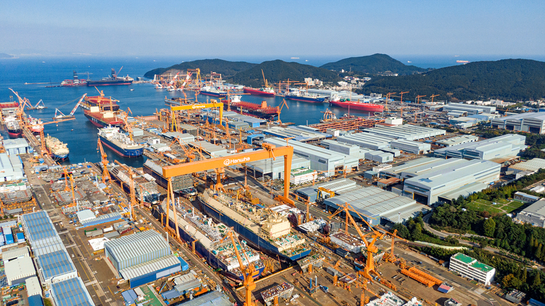 2026년 인도 VLCC 슬롯이 상대적으로 많은 한화오션 거제조선소 전경. 사진 : 한화오션