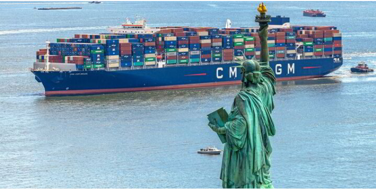 미 동안 뉴욕/뉴저지항에 입항하는 CMA CGM 컨테이너선. 사진 : 뉴욕/뉴저지항만청