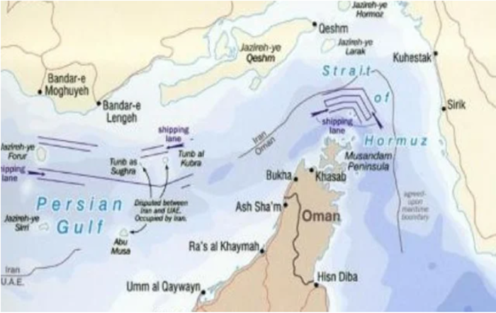 이란 쪽과 오만 쪽으로 구분된 호르무즈 해협 교통 흐름도. 그래픽 : Wikipedia