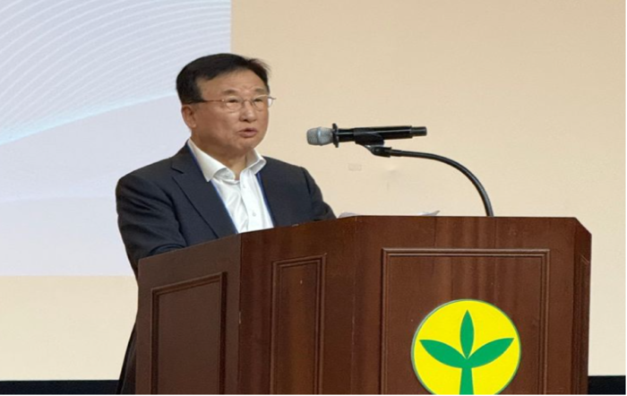 해운협회 사업계획을 설명하는 박정석 해운협회장.