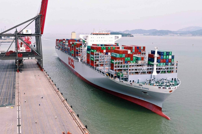 OOCL 컨테이너선. 사진 : OOCL