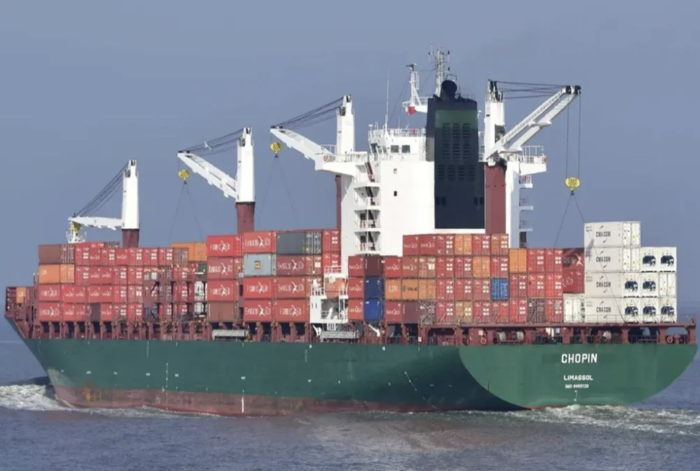 MSC가 매입한 'Atlantica Pioneer호'. 이전 선명인 Chopin이 표기돼 있다. 사진 : Atlantica Shipping / LinkedIn